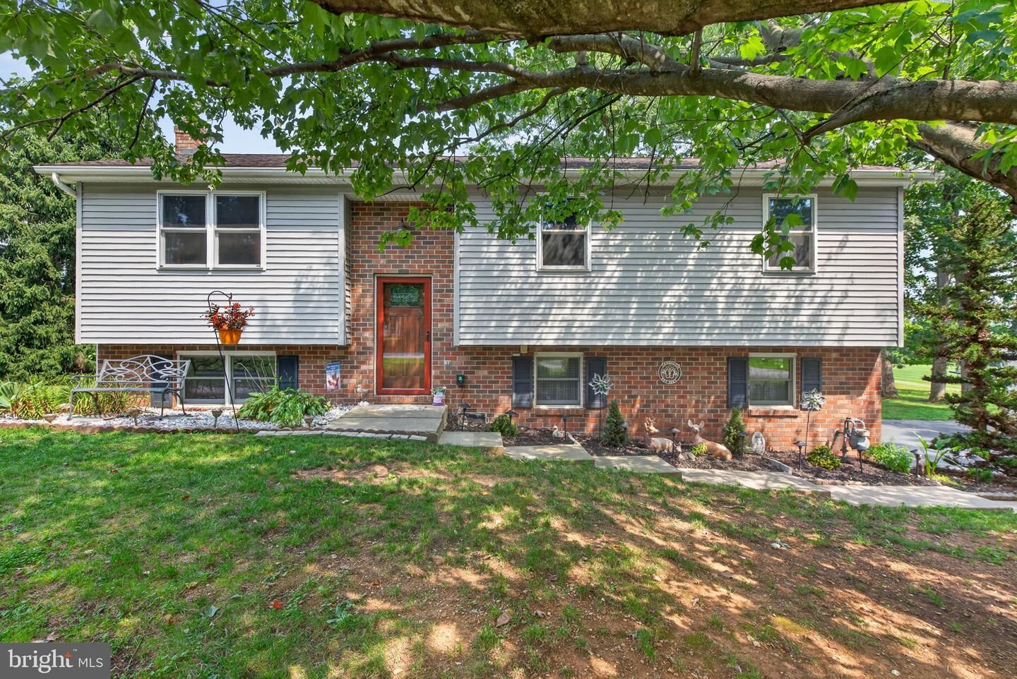 Property Photo: 119 Hamilton Drive PA 17301