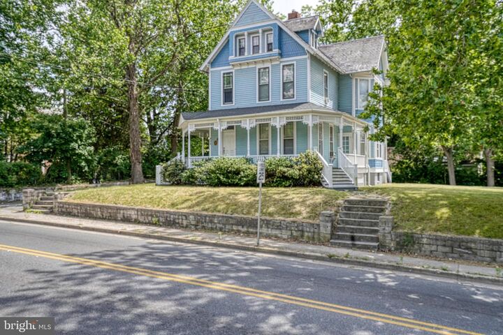 Property Photo:  208 W Isabella Street  MD 21801 