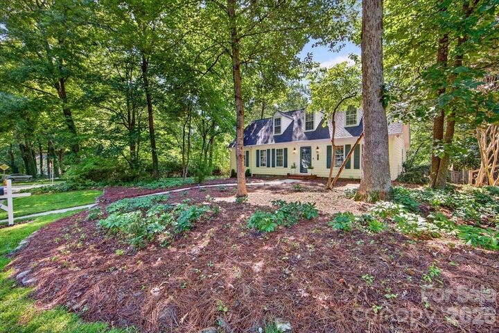 Property Photo:  401 Kingsley Drive  NC 28270 