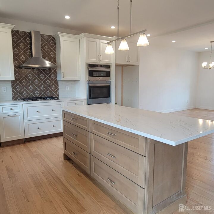 Property Photo: 208 E James Place E NJ 07095