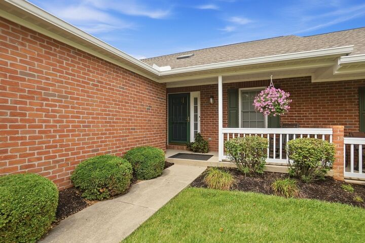 Property Photo:  1900 Mary Dell Lane  OH 43015 