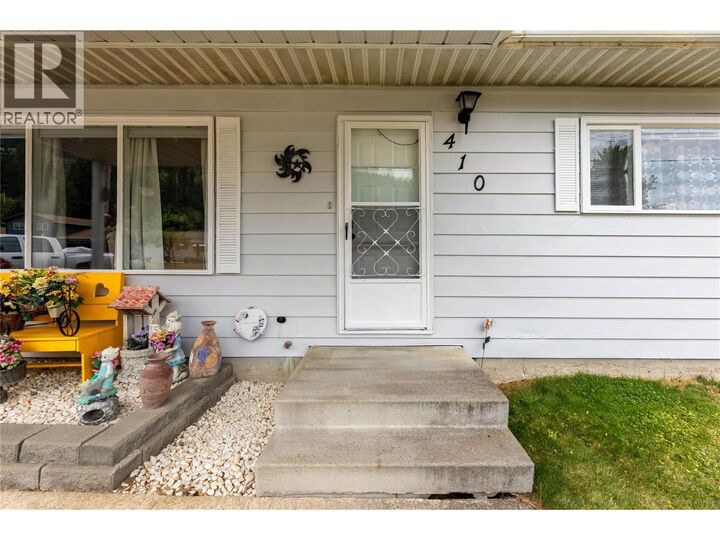 Property Photo: 410 0ak Avenue BC V0E 2V1