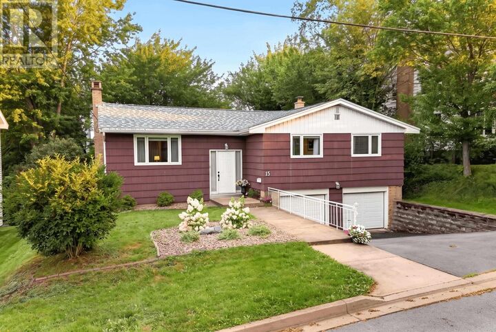 15 Cranston Ave — photo 1