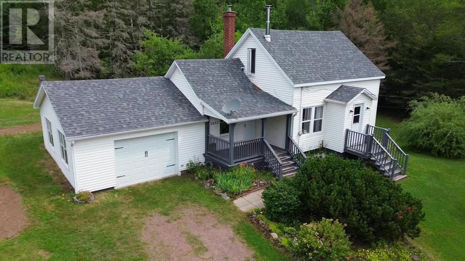 Property Photo: 2451 Highway 2 NS B0M 1B0