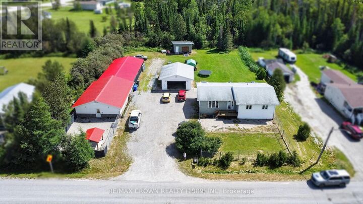 21 Cloutier Road South — photo 1