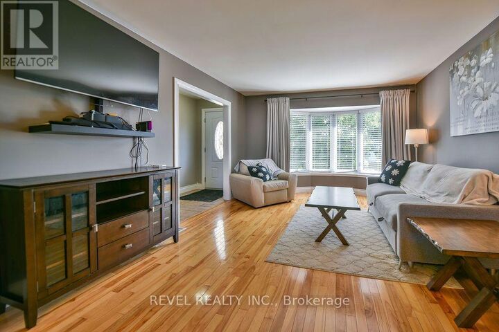 Property Photo:  149 Girdwood Crescent  ON P0N 1H0 