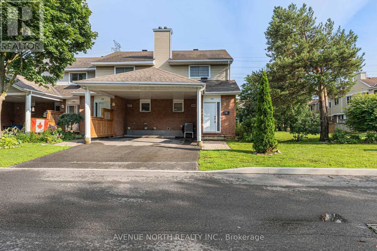 Property Photo:  104 Bannerhill Private -  ON K1V 0T3 