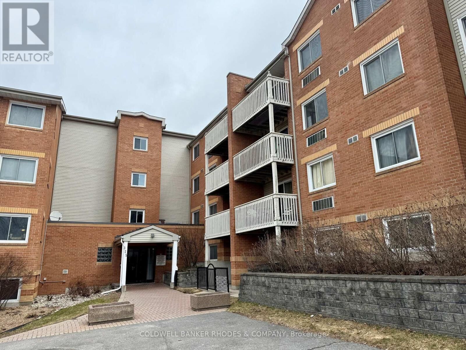 Property Photo: 325 Centrum Boulevard 205 ON K1E 3W8