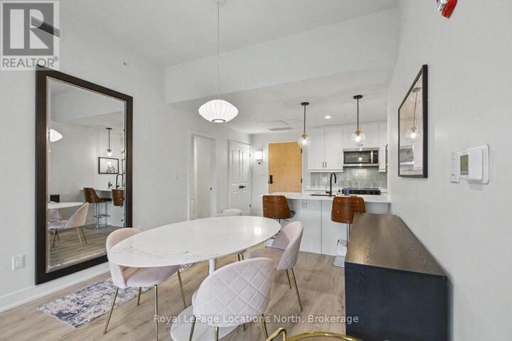 Property Photo: 121 Mary Street 408 ON L0M 1G0