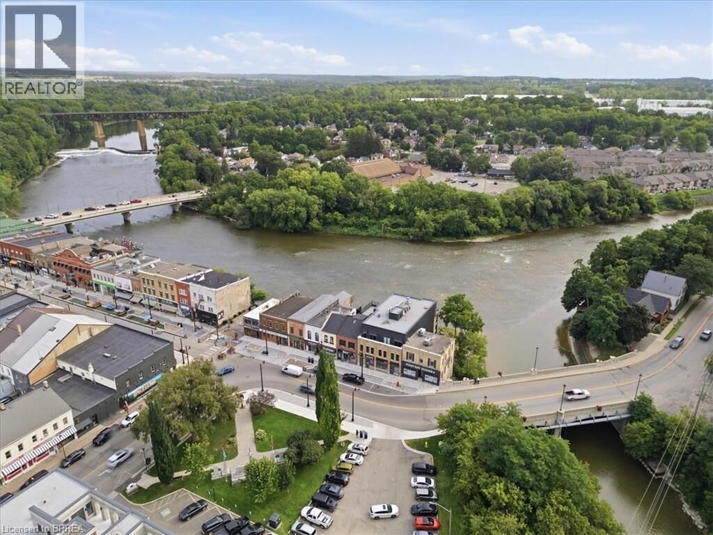 Property Photo: 7 Grand River Street North 204 ON N3L 2L9
