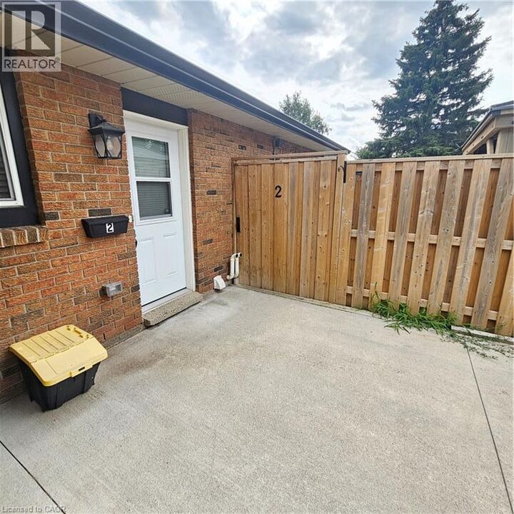 Property Photo: 52 Selkirk Court 2 ON N2E 1M3
