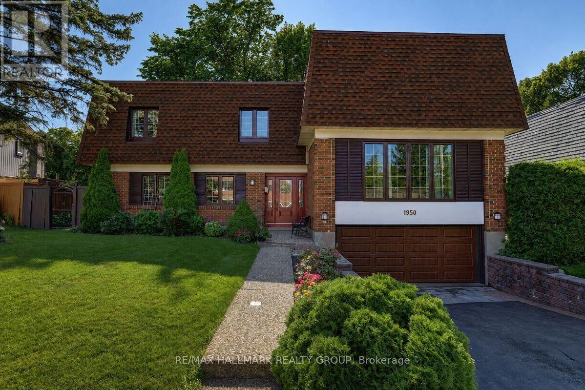 Property Photo: 1950 Ludgate Crescent ON K1J 8L2