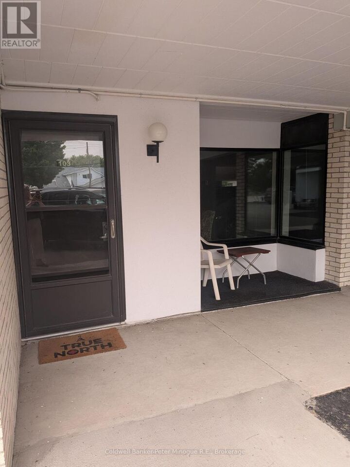 Property Photo: 425 William Street 103 ON P1A 1X6