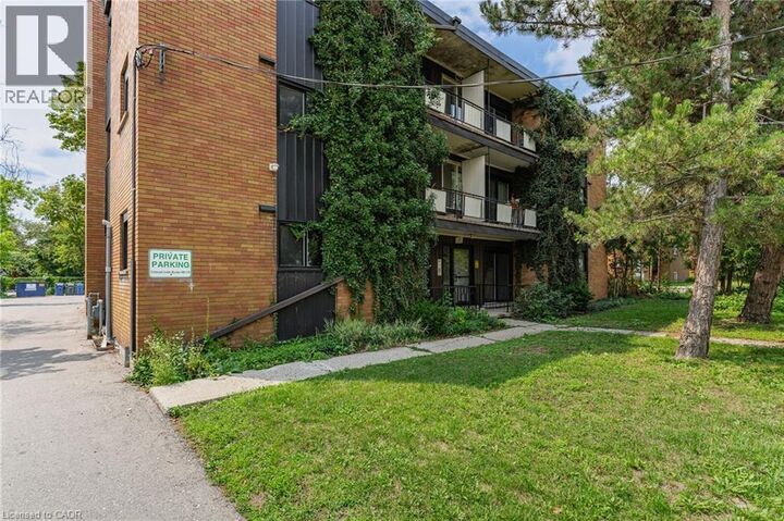 Property Photo:  157 Ahrens Street West 4  ON N2H 4C8 