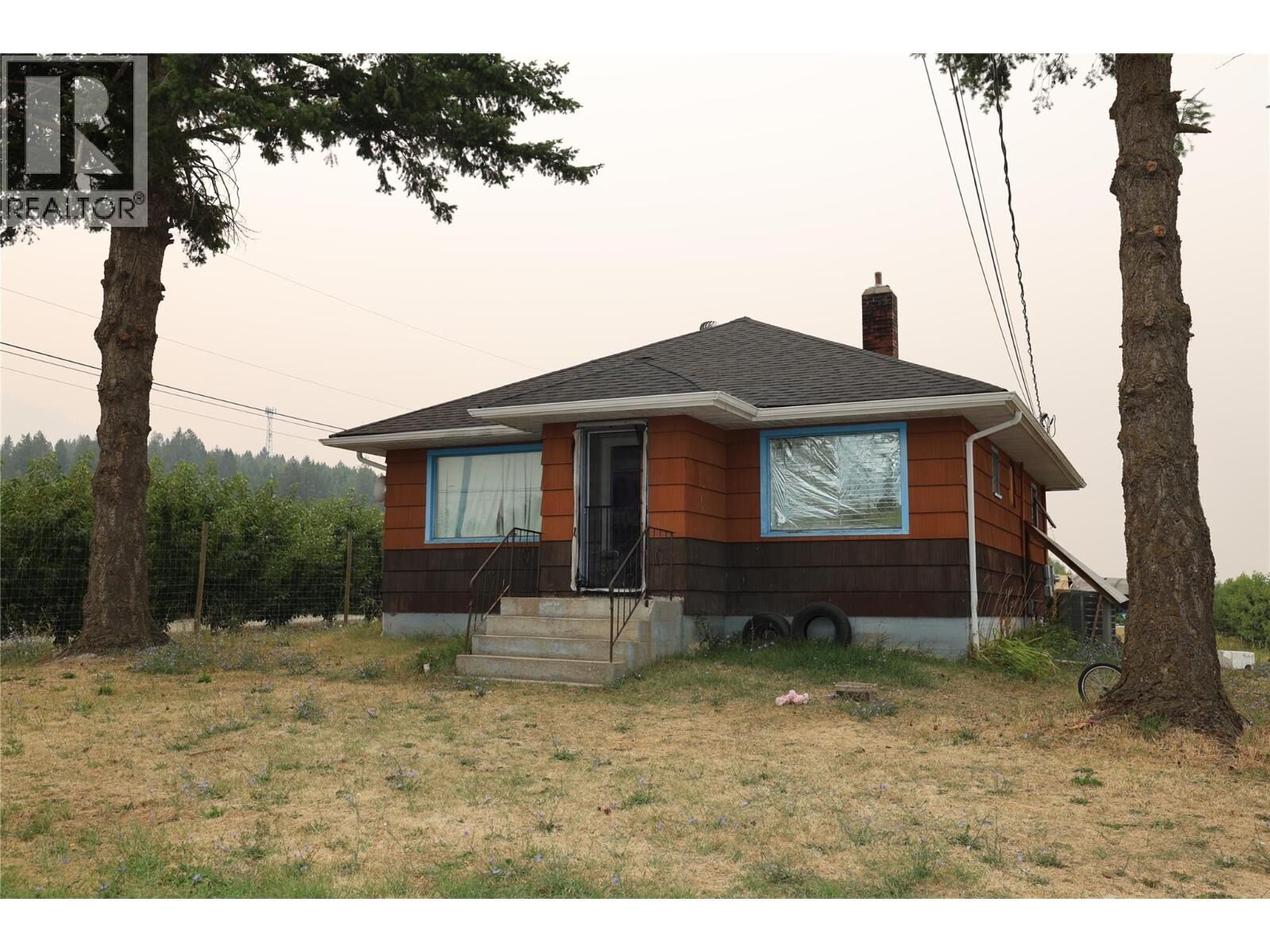 Property Photo: 2737 Erickson Road BC V0B 1G1