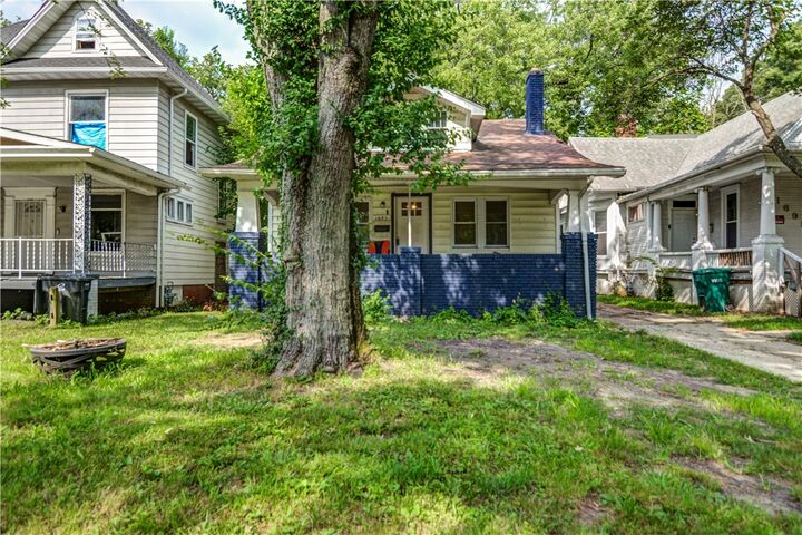 Property Photo:  1685 Church Street  IL 62526 