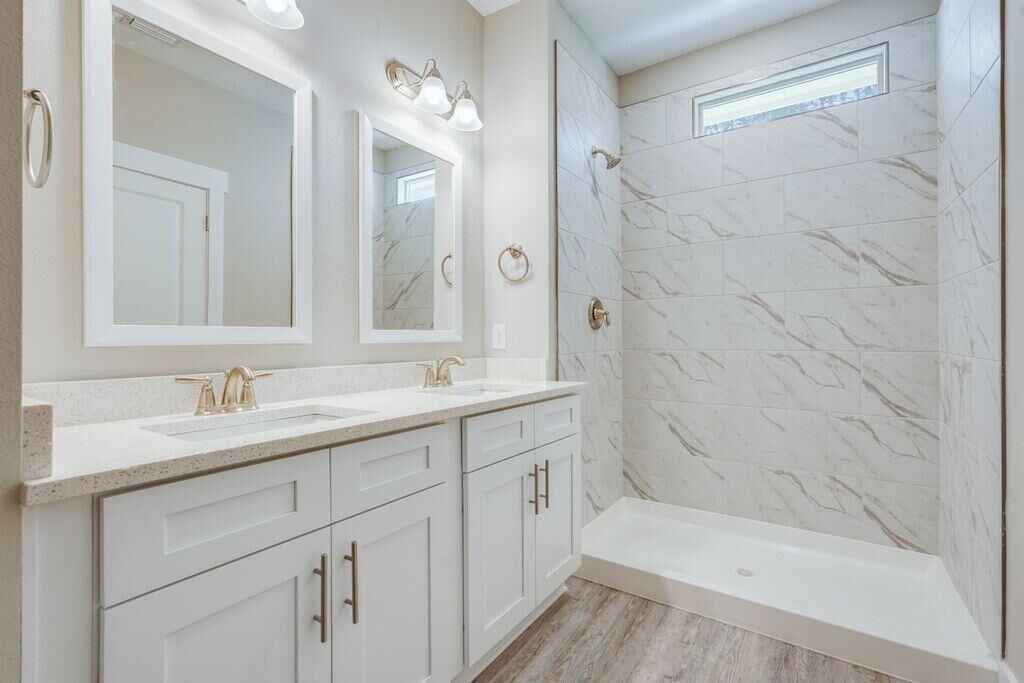 Property Photo:  90 Date Palm Lane  FL 32439 