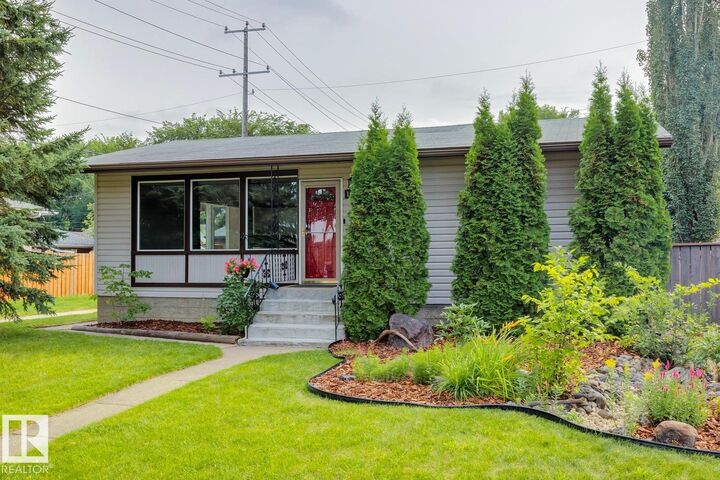 Property Photo:  10151 71 Street NW  AB T6A 2V6 