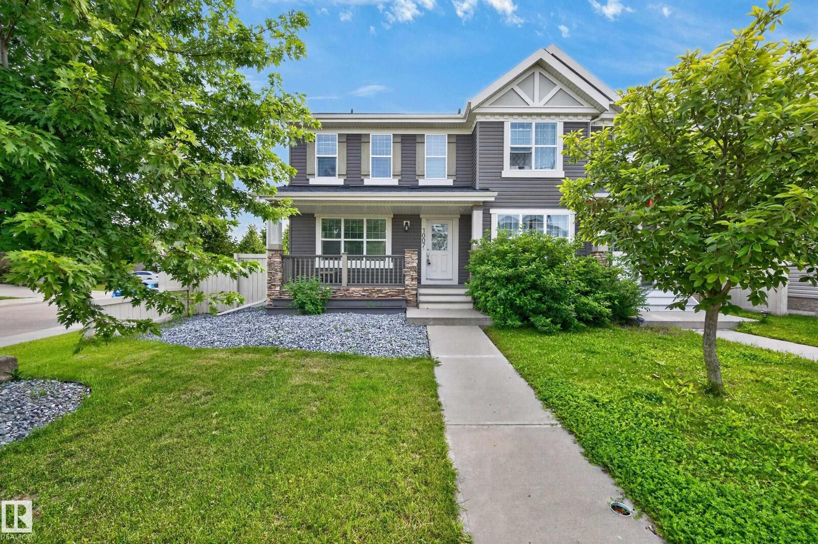 Property Photo:  1007 162 Street SW  AB T6W 2G9 