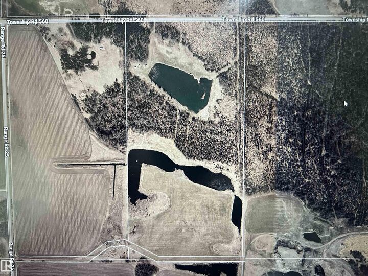 Property Photo:  5-2-55-32 NW  AB T0A 0M0 