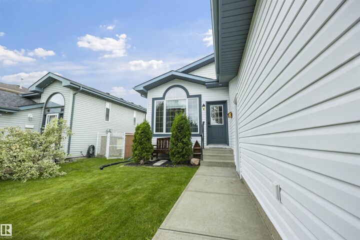Property Photo:  313 Davenport Drive  AB T8H 1W8 