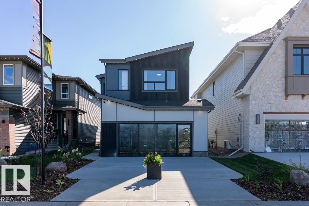 Property Photo:  6906 57 Avenue  AB T4X 2Z7 
