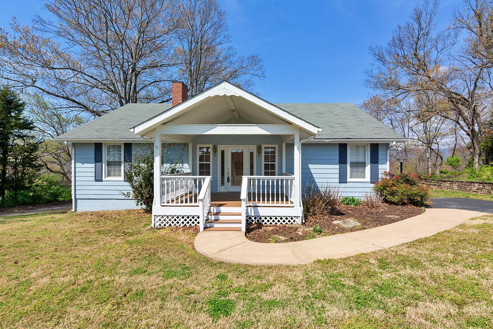Property Photo: 323 Walsh Road TN 37405