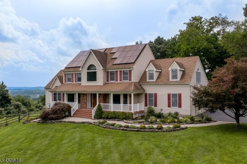 Property Photo: 7 Tahoe Ct NJ 08809