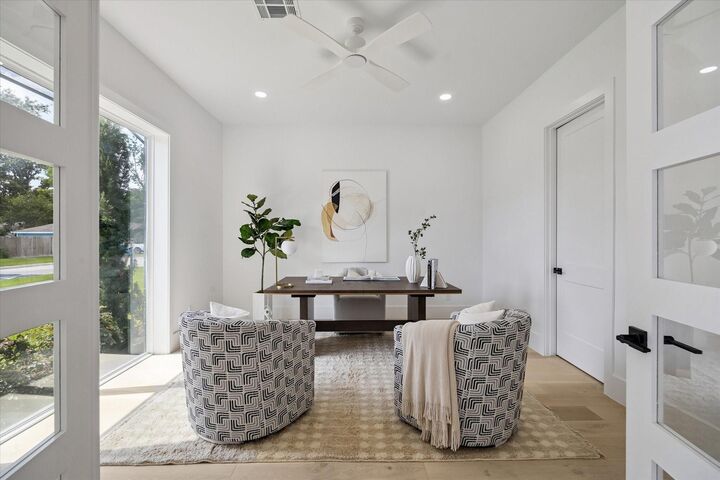 Property Photo: 1302 Springrock Lane TX 77055