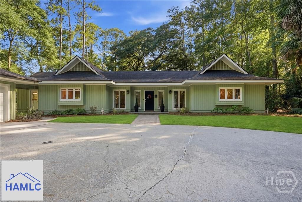 Property Photo:  3 Senauki Lane  GA 31411 
