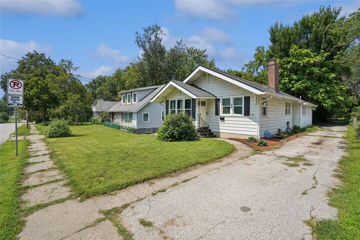 Property Photo: 3025 Leado Avenue IA 50310