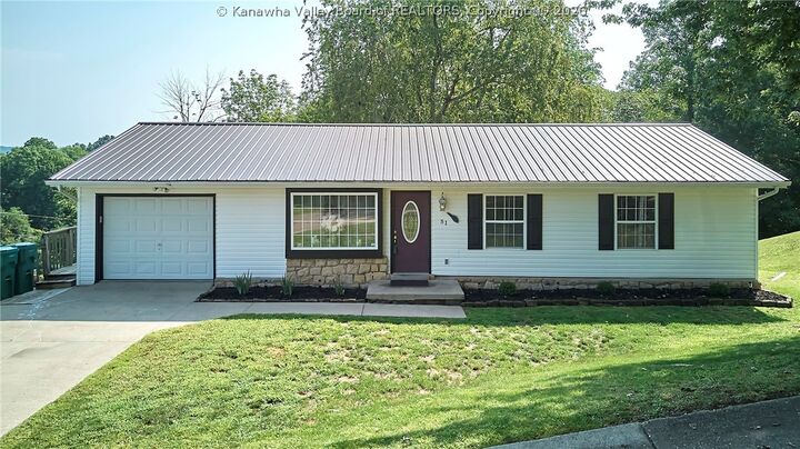 Property Photo:  51 Cambridge Drive  WV 25510 