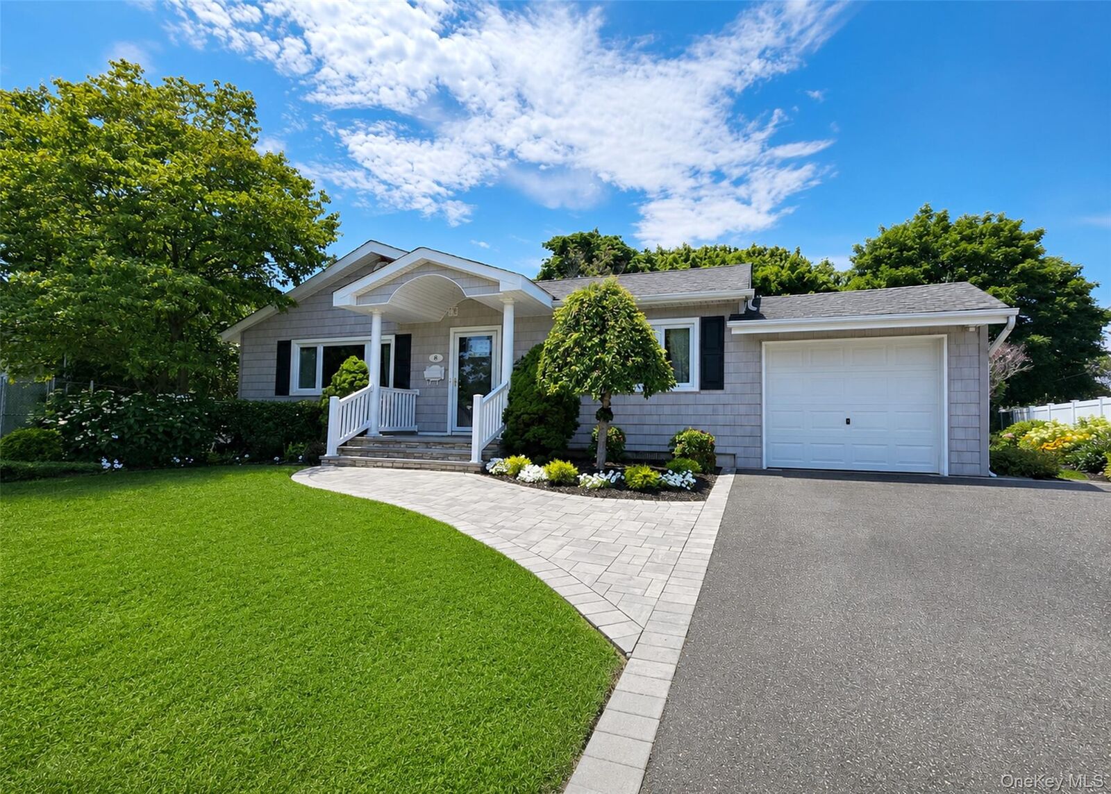 Property Photo:  8 Starlight Drive  NY 11725 