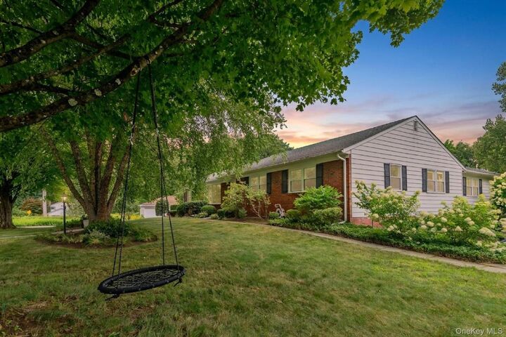 Property Photo:  150 Jeffrey Lane  NY 12443 