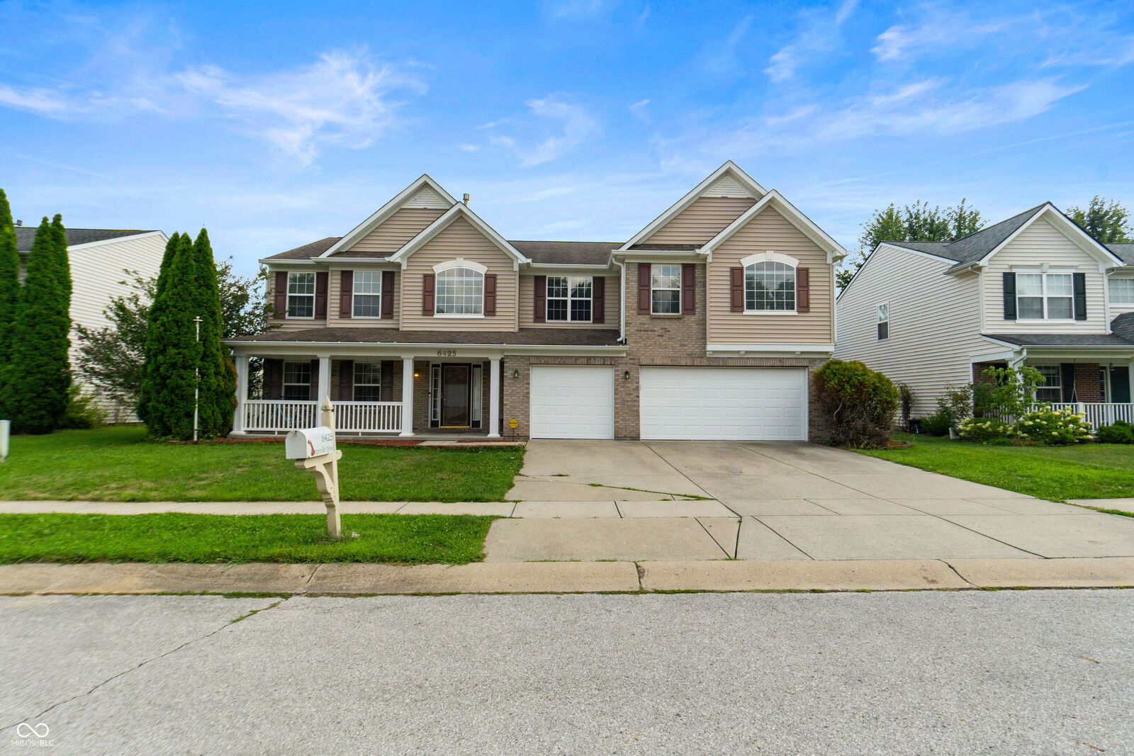 Property Photo: 6425 Bonneville Drive IN 46237