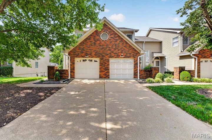 Property Photo:  16252 Lea Oak Court  MO 63017 