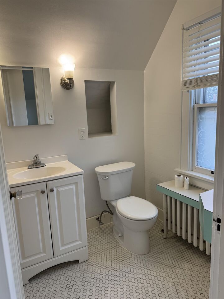 Property Photo:  101 NE 6th Ave  ND 58703 