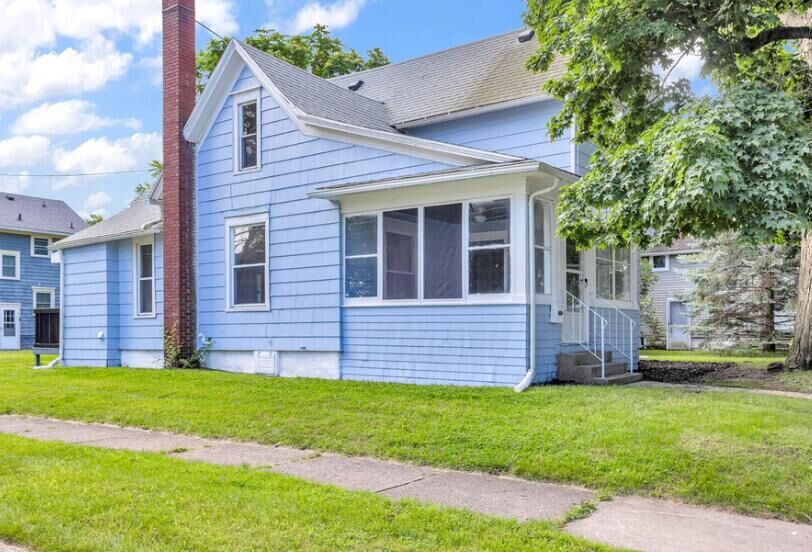 Property Photo:  435 Seymour Avenue  MI 49202 