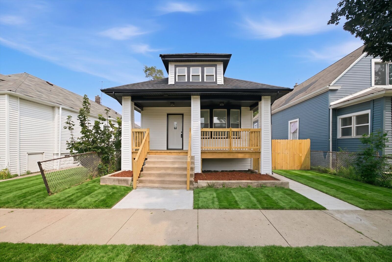 Property Photo:  11409 S Stewart Avenue  IL 60628 