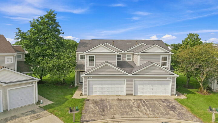 Property Photo:  1312 Jenna Drive A  IL 60177 