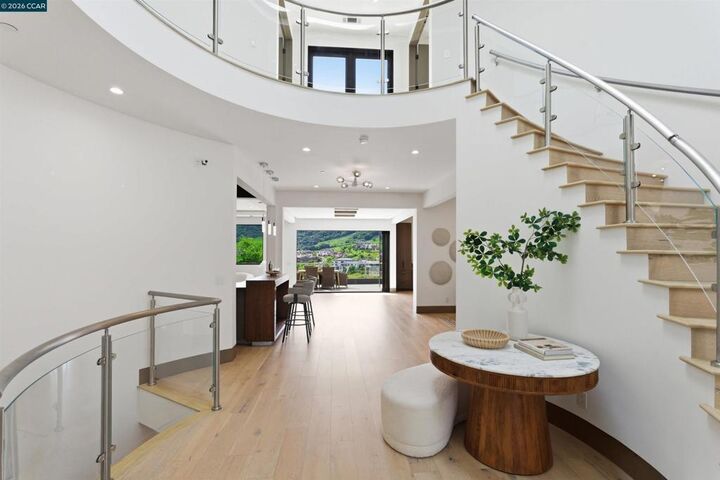 Property Photo:  11 Bigleaf Road  CA 94563 