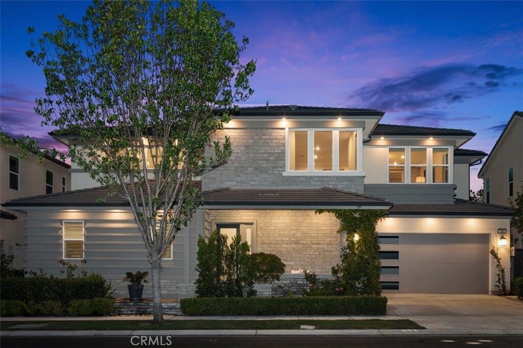 Property Photo: 88 Iluna CA 92618