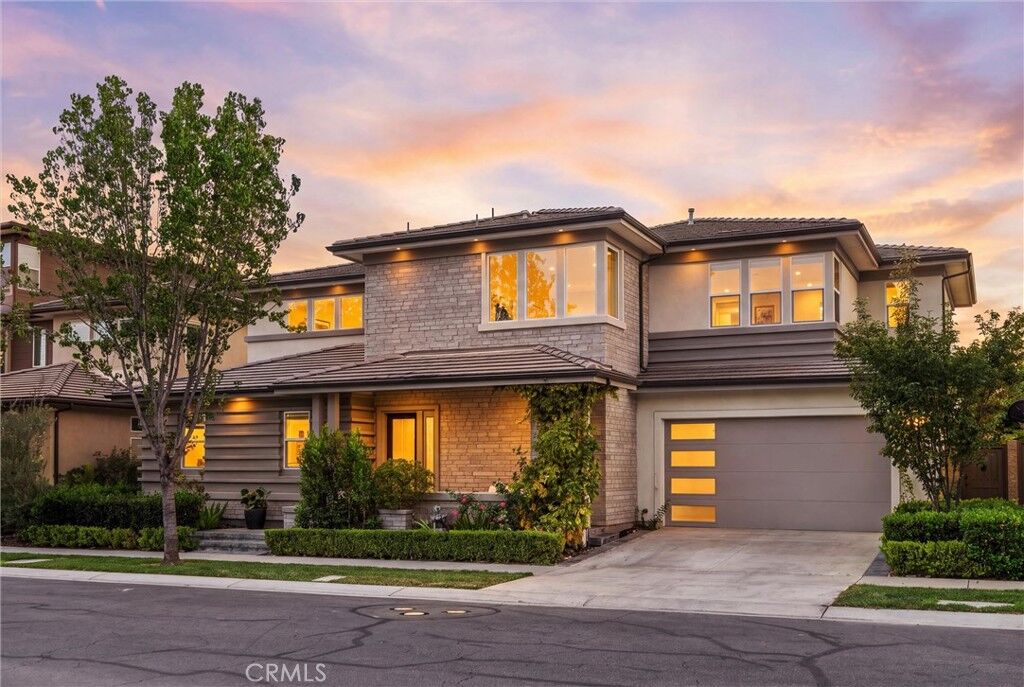 Property Photo:  88 Iluna  CA 92618 