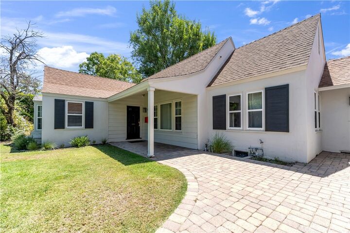 Property Photo: 11944 Hesby Street CA 91607