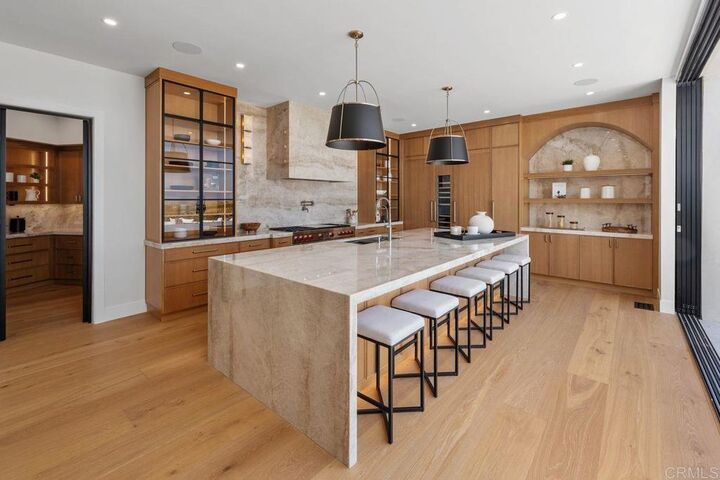 Property Photo: 5875 La Jolla Mesa Drive CA 92037