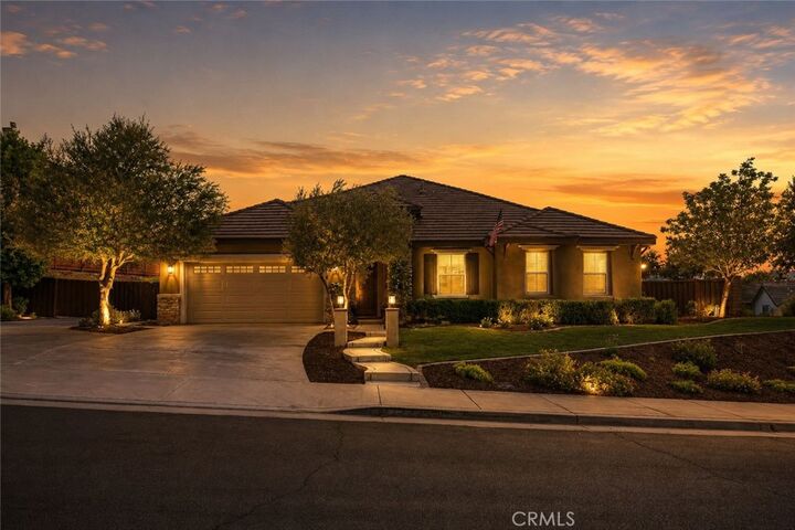 Property Photo:  23649 Bellwood Court  CA 92562 