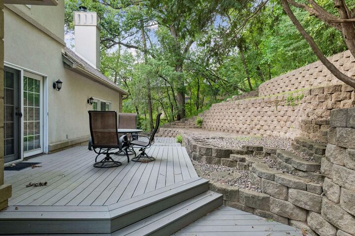 Property Photo:  3215 Hazelwood W  MN 55391 