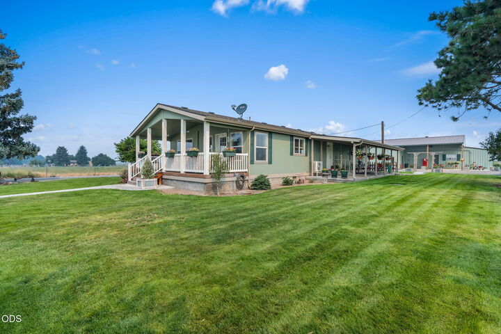 Property Photo:  4243 NW Gerke Road  OR 97754 