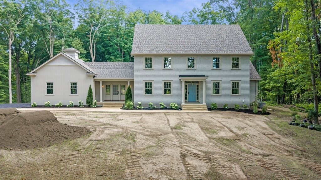Property Photo:  423 Middle Street  MA 01985 