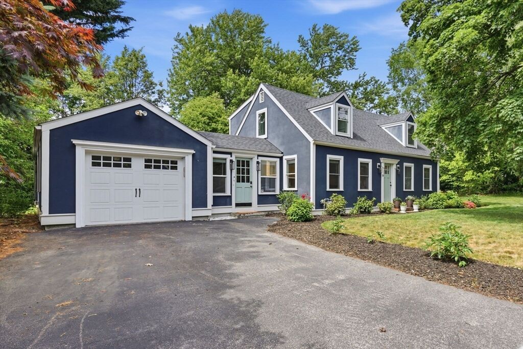 Property Photo: 16 Lincoln Ave MA 02762